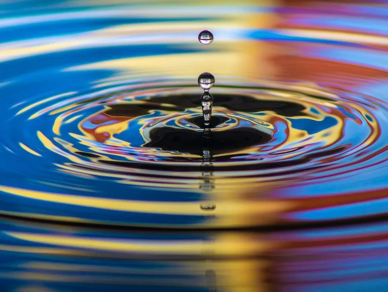 VISCOSITY MODIFIER AND SHRINKAGE ADDITIVES